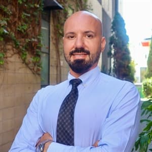 Dr. Shaz Zamanian, Doctor of Chiropractic and Stretch Therapist, portrait